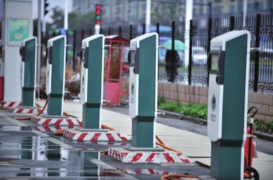 节前国网天津对156座直流充电桩进行逐点检查